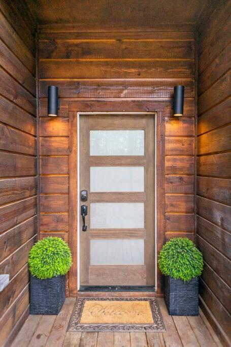 Diamond Cabin W/ Jet Shower & Secluded Back Deck! Broken Bow Exterior photo
